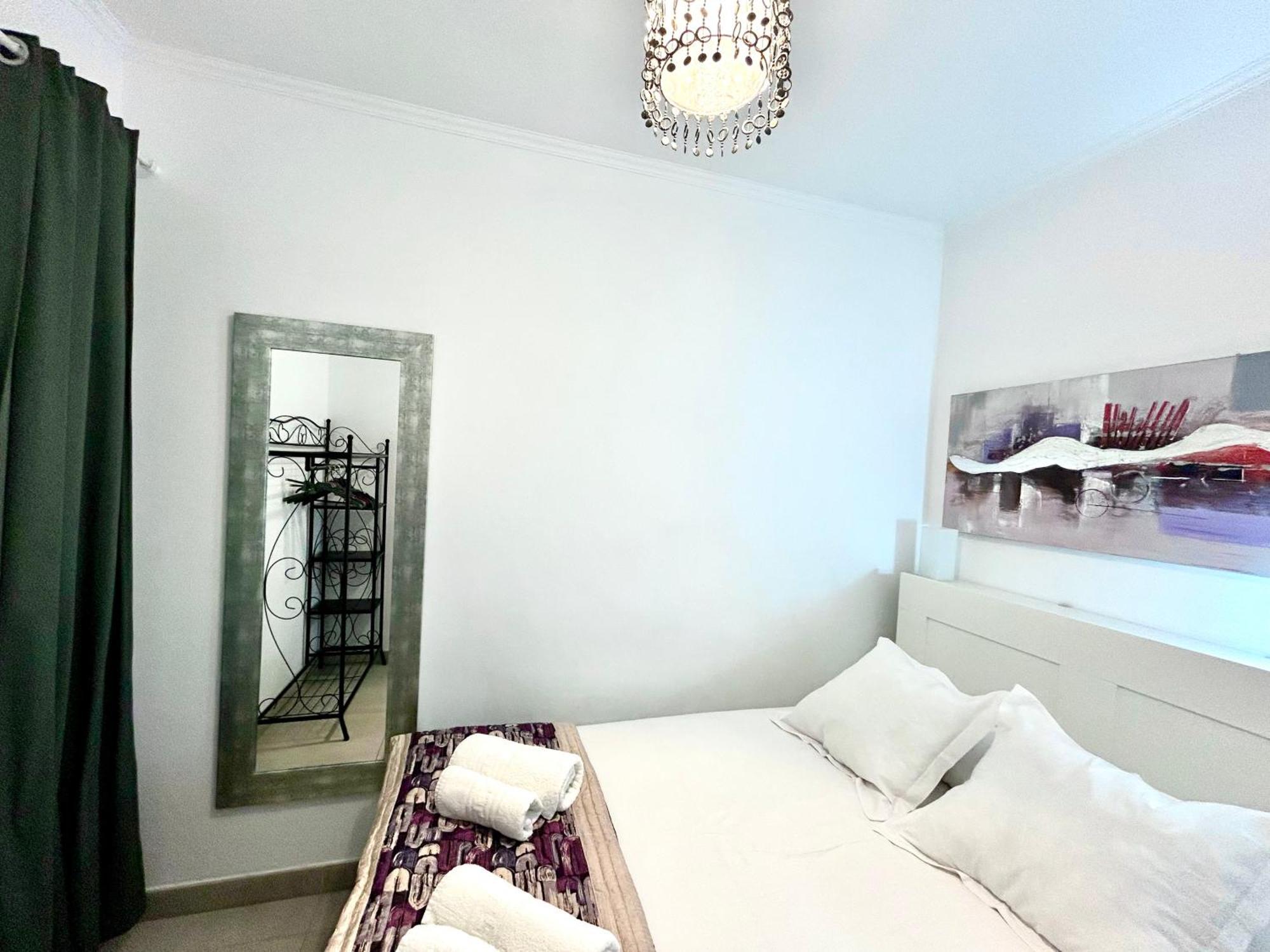ברצלונה Apartment Sagrera מראה חיצוני תמונה